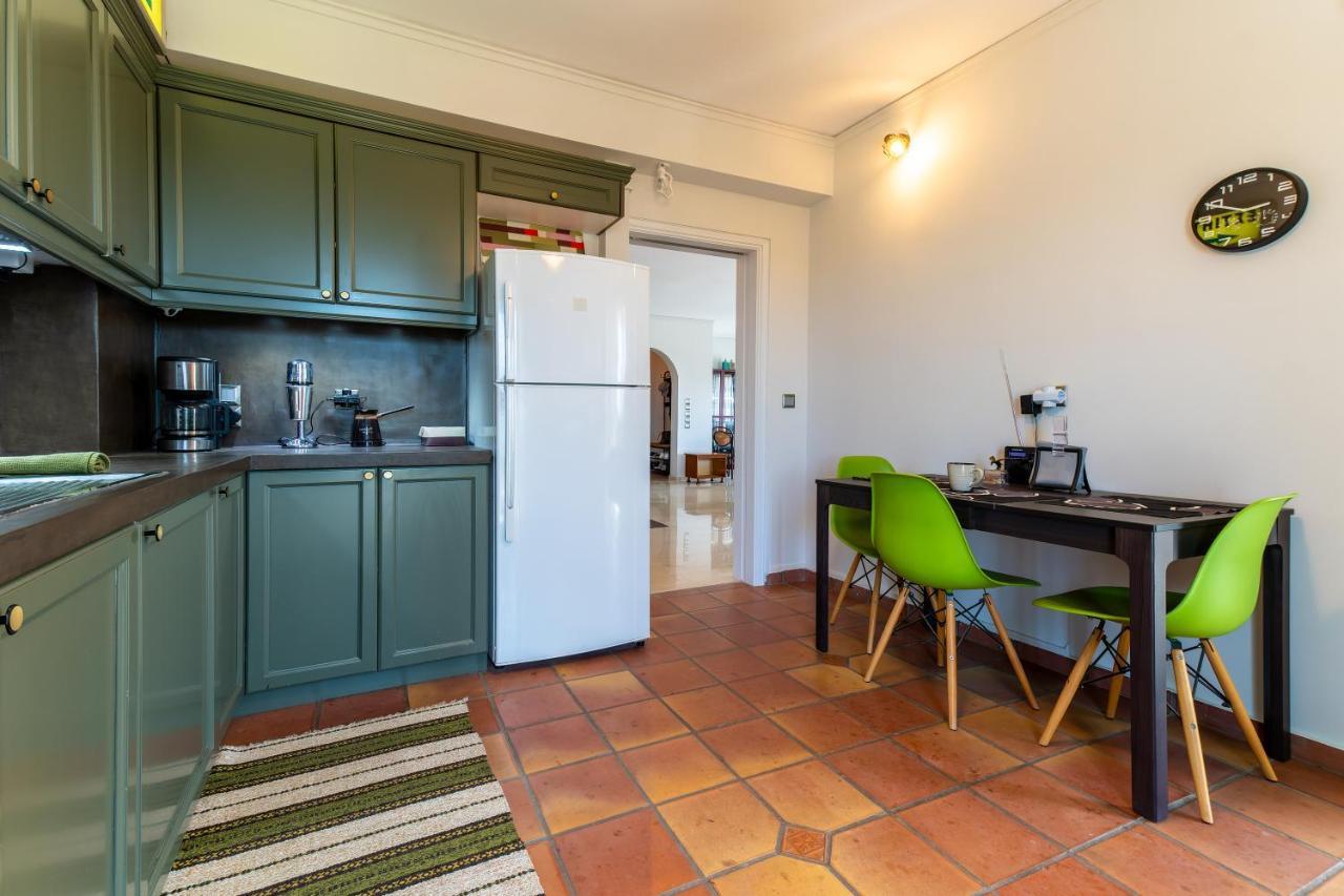 Spacious Apartment In Kavouri 雅典 外观 照片